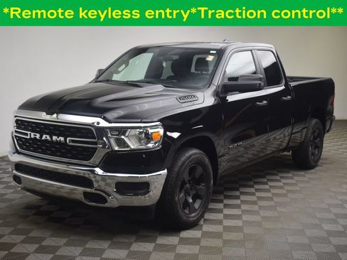 Used 2023 RAM 1500 Big Horn AWD/4WD image 3