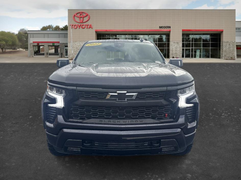 Used 2022 Chevrolet Silverado 1500 RST AWD/4WD image 2