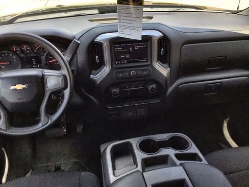 Used 2020 Chevrolet Silverado 1500 Custom w/ Custom Value Package image 21