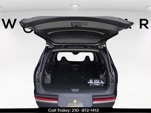 Certified 2024 Hyundai Santa Fe Limited image 25