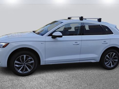 Certified 2023 Audi Q5 2.0T Premium Plus w/ Premium Plus Package image 3