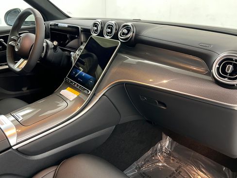 New 2026 Mercedes-Benz GLC 300 4MATIC image 24