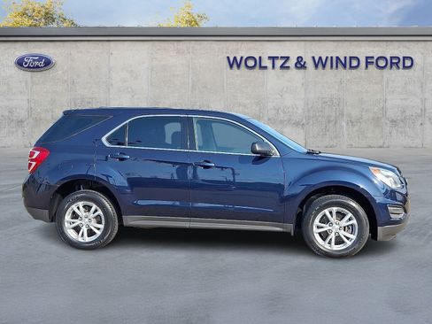 Used 2017 Chevrolet Equinox LS AWD/4WD image 7