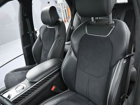 Used 2022 Genesis GV70 3.5T Sport w/ Sport Prestige Package image 9