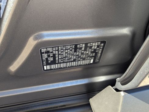 Used 2023 Nissan Rogue SV image 18