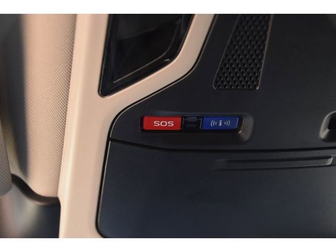 Certified 2025 Subaru Outback Premium image 38