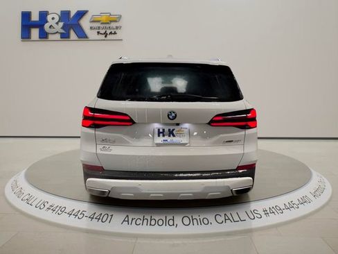 Used 2024 BMW X5 xDrive40i AWD/4WD image 8