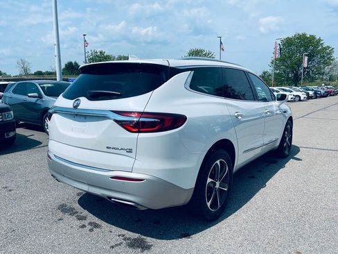 Used 2019 Buick Enclave Essence AWD/4WD image 6