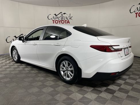 New 2026 Toyota Camry LE image 5