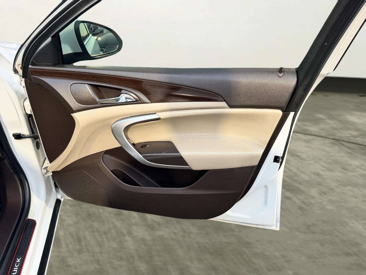 Used 2011 Buick Regal CXL Turbo FWD image 11