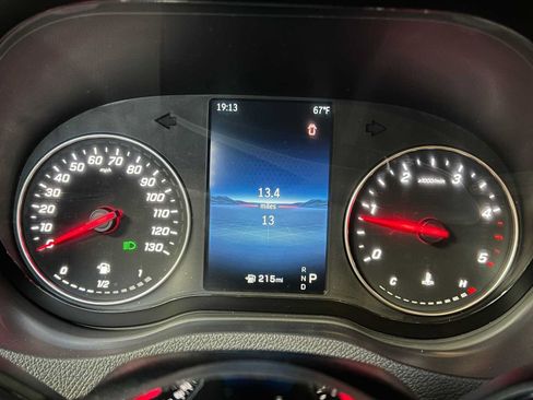 Used 2025 Mercedes-Benz Sprinter 2500 image 29