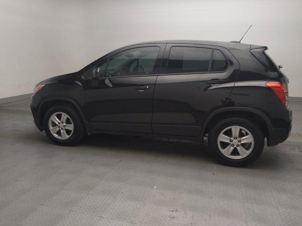 Used 2020 Chevrolet Trax LS w/ Tint and Cruise Package FWD image 3