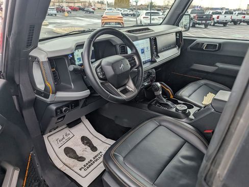 Used 2022 Ford Bronco Badlands image 12