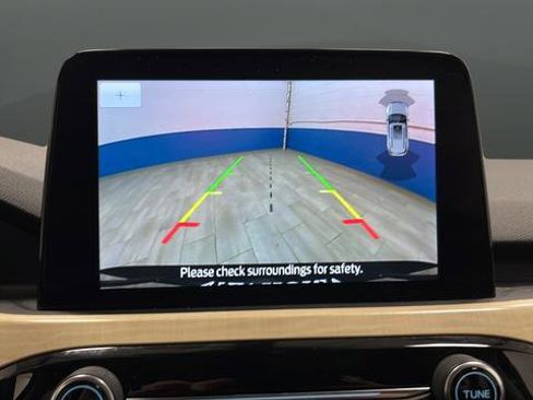 Used 2021 Ford Escape Titanium w/ Titanium Elite Package image 14