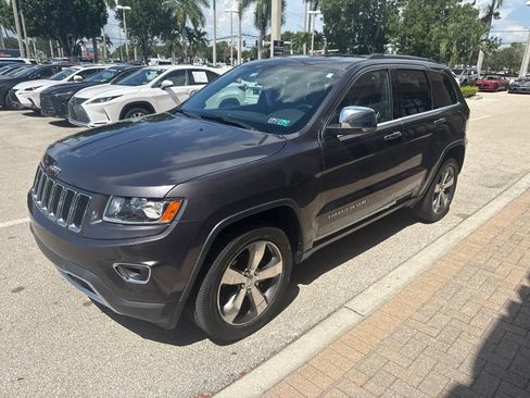 Used 2016 Jeep Grand Cherokee Limited AWD/4WD image 2