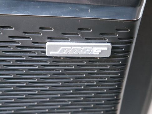 Certified 2024 GMC Acadia Denali image 28