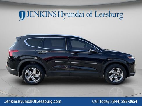 Used 2023 Hyundai Santa Fe SEL FWD image 2