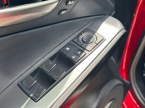 Used 2023 Lexus IS 500 RWD image 22