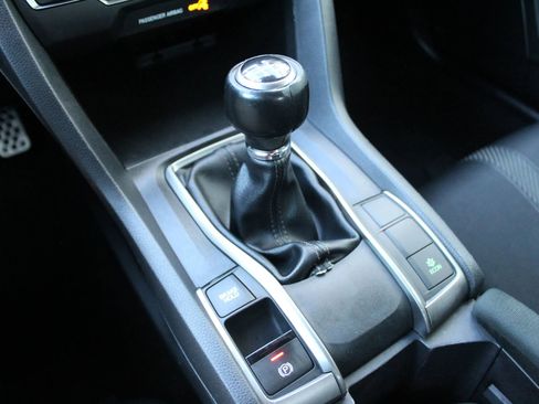 Used 2019 Honda Civic Sport image 16