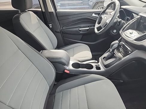 Used 2016 Ford Escape SE w/ Equipment Group 201A image 16