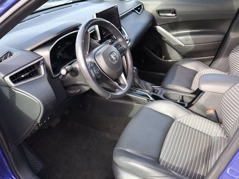 Used 2023 Toyota Corolla Cross AWD Hybrid image 19