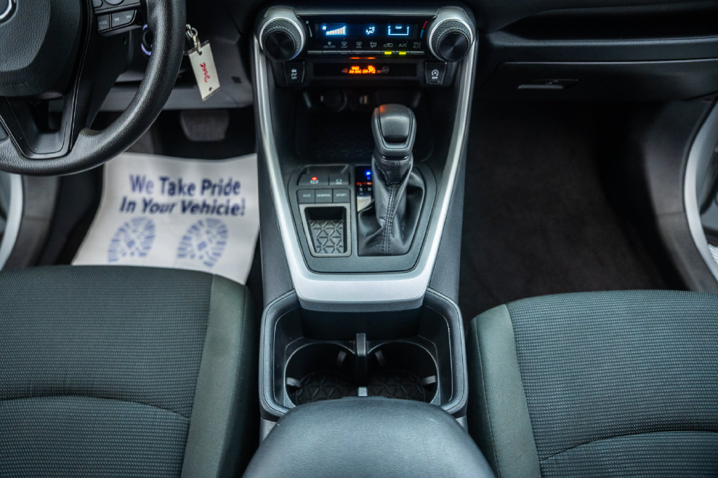 Certified 2025 Toyota RAV4 LE FWD image 30