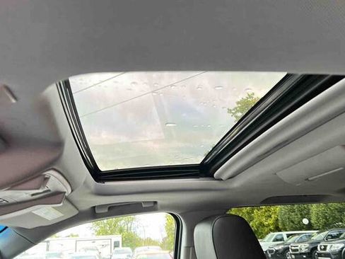 Used 2019 Chevrolet Suburban Premier image 23