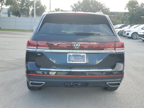 Certified 2024 Volkswagen Atlas SE FWD image 6