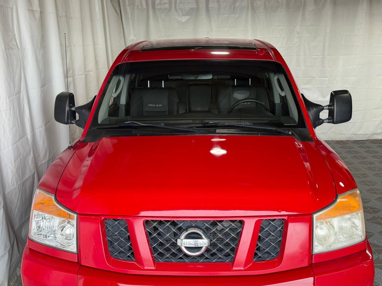 Used 2010 Nissan Titan XE AWD/4WD image 2