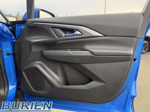 New 2026 Chevrolet Equinox EV LT image 17