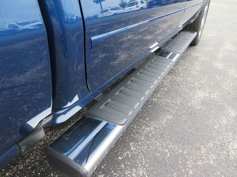 Used 2017 Chevrolet Silverado 1500 LT w/ All Star Edition AWD/4WD image 11