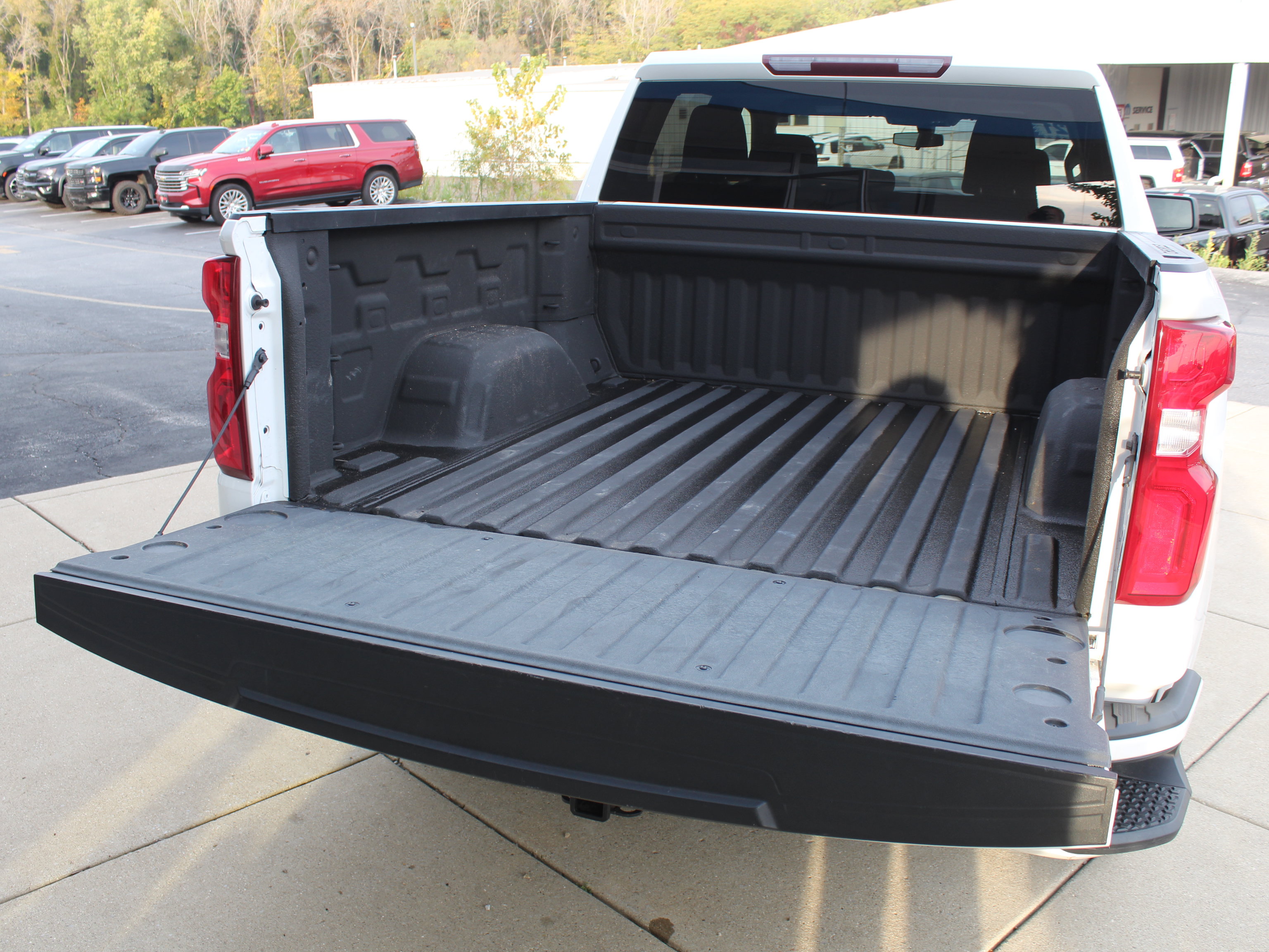 Used 2021 Chevrolet Silverado 1500 Custom AWD/4WD image 28