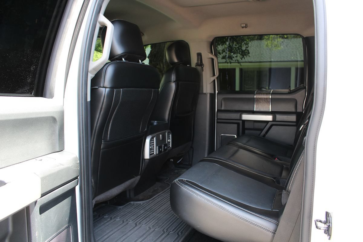 Used 2017 Ford F250 Lariat w/ Lariat Value Package AWD/4WD image 12