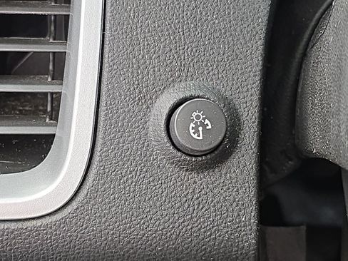 Used 2014 Chevrolet Equinox LT w/ Driver Convenience Package FWD image 24