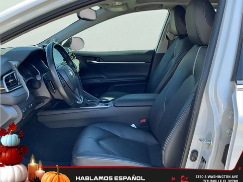 Used 2021 Toyota Camry XSE image 37