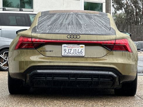 Used 2023 Audi e-tron GT Prestige w/ Prestige Package image 5