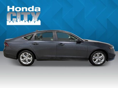 Used 2025 Honda Accord LX image 7