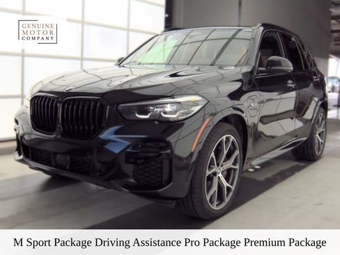 Used 2022 BMW X5 xDrive45e w/ M Sport Package AWD/4WD image 1