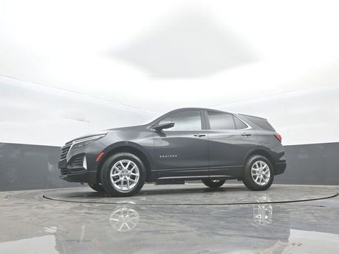 Used 2022 Chevrolet Equinox LT AWD/4WD image 35
