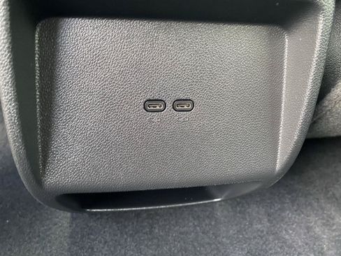 Used 2024 Chevrolet Equinox EV LT AWD/4WD image 14