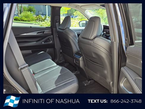 Certified 2026 INFINITI QX60 Luxe w/ Cargo Package AWD/4WD image 18