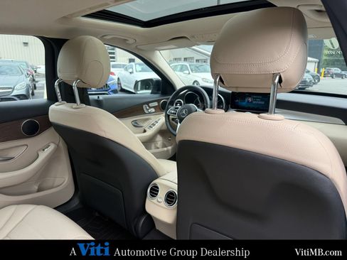 Certified 2020 Mercedes-Benz C 300 4MATIC Sedan image 27