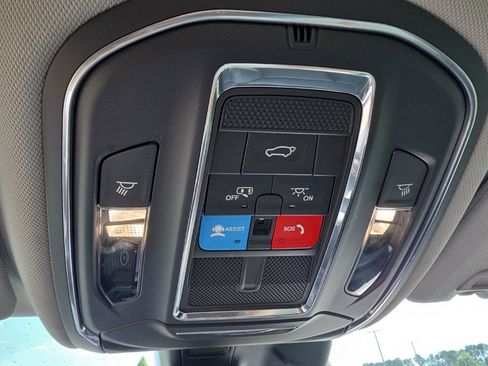 Used 2023 Jeep Grand Cherokee Limited w/ Luxury Tech Group II RWD image 42