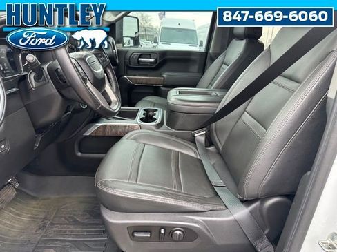 Used 2021 GMC Sierra 3500 Denali w/ Denali Ultimate Package AWD/4WD image 13