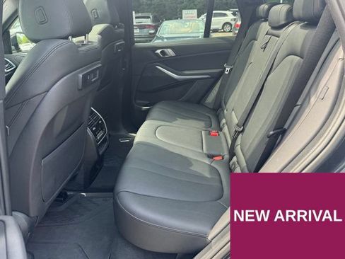 Used 2022 BMW X5 xDrive40i w/ Premium Package AWD/4WD image 36