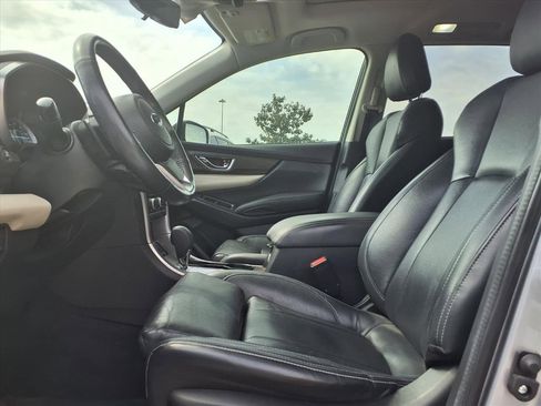 Used 2022 Subaru Ascent Touring image 3