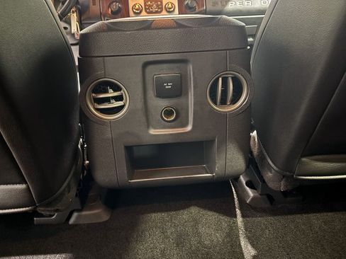 Used 2016 Ford F250 Lariat w/ Lariat Interior Package image 25