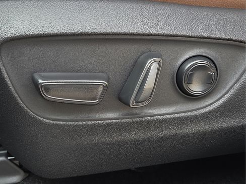 New 2026 Toyota Grand Highlander AWD image 19