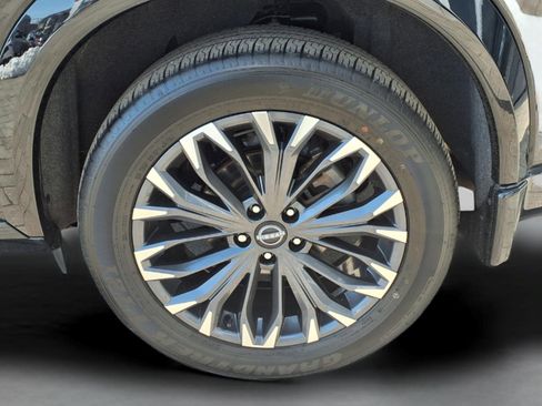 Certified 2025 Nissan Rogue Platinum w/ Platinum Premium Package image 10