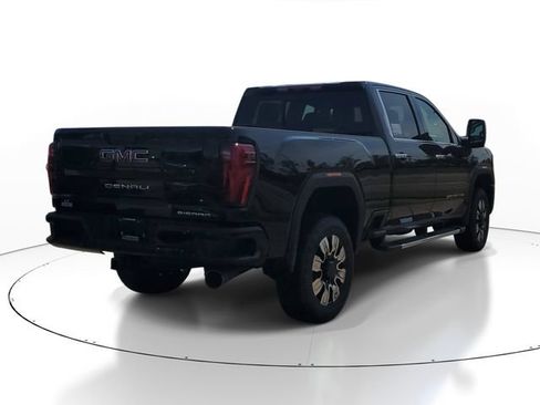 New 2026 GMC Sierra 3500 Denali AWD/4WD image 4